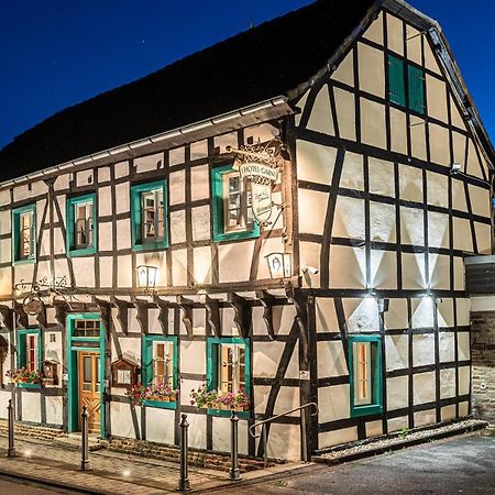 Land-Hotel Zum Schwan, Garni Weilerswist-Metternich, 3 E-Ladestationen, Naehe Phantasialand, Palmenparadies Euskirchen Eksteriør billede